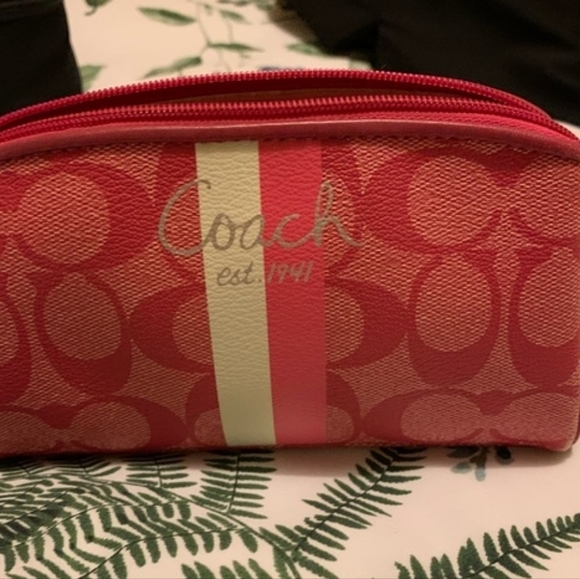 Coach Pink and Cream Signature Canvas Cosmetic Bag 🔥 - Picture 2 of 4
